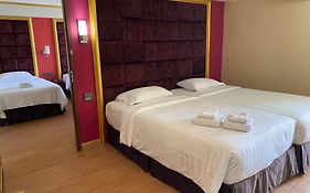 Grand Pink Hotel Hatyai